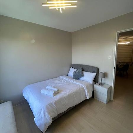 Appartement Modern Oasis: Pool + Netflix à Manille Extérieur photo