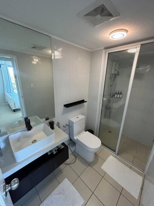 Appartement Modern Oasis: Pool + Netflix à Manille Extérieur photo