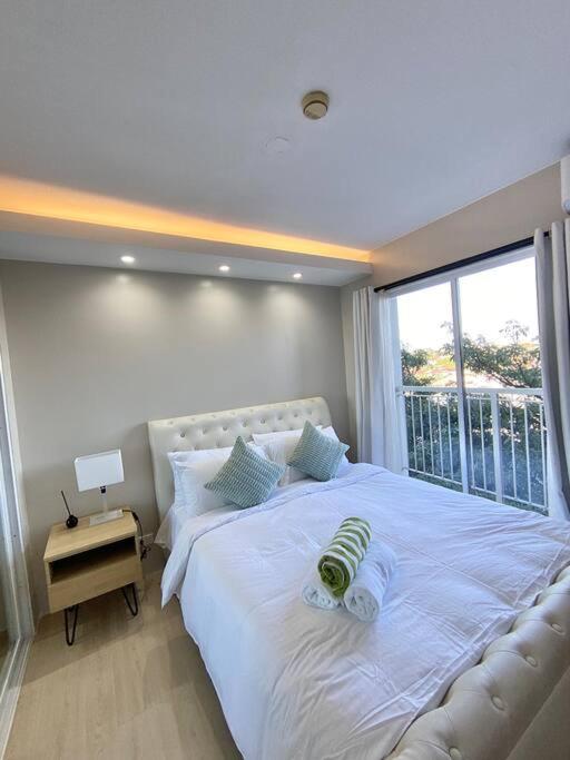 Appartement Modern Oasis: Pool + Netflix à Manille Extérieur photo